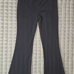 Grey High-Waist Flare Leggings Pockets Women Yoga Pants Size Small New 2 Pair